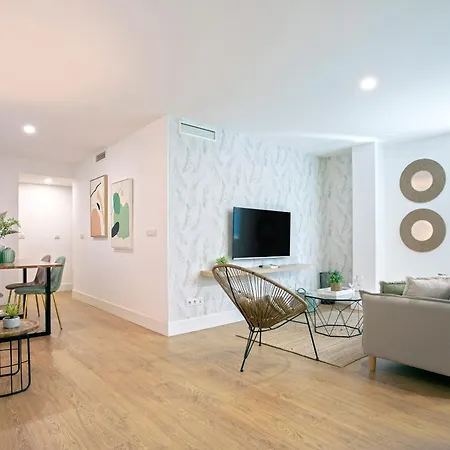Genteel San Agustin Apartment