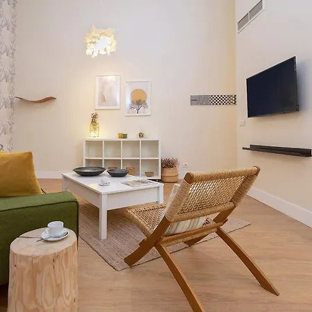 Genteel San Agustin Apartment *