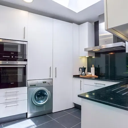 Genteel San Agustin Apartment