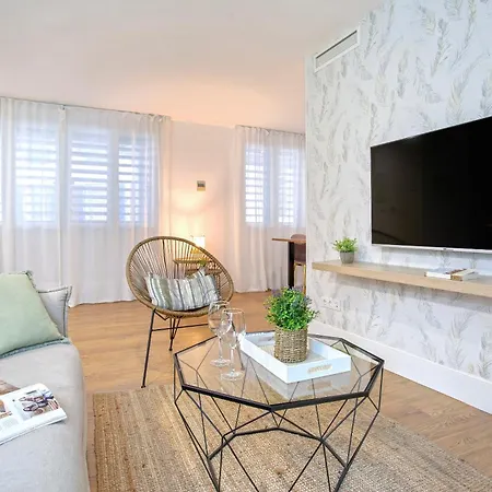 Genteel San Agustin Apartment *